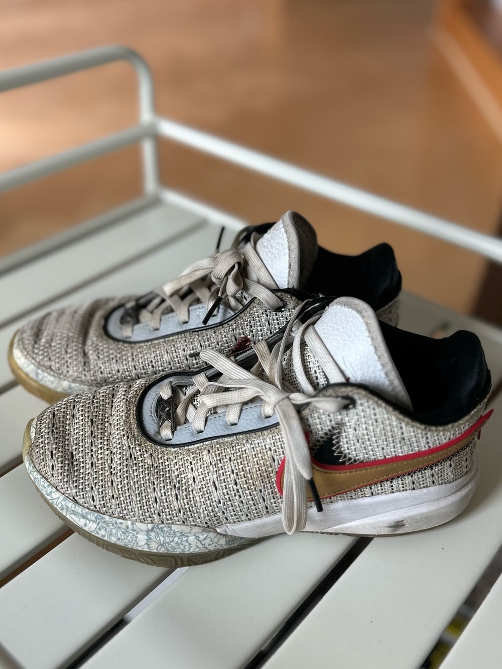 Nike Kids Knit Sneakers in Beige with Red Swoosh